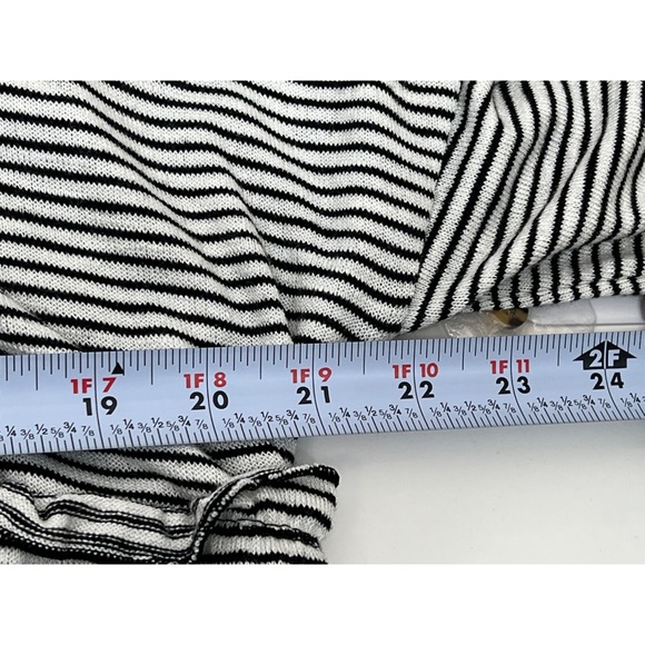 NWT Womens Time And Tru White w Black Stripe Long Sleeve Nursing Feature Size‎ L - Picture 8 of 8